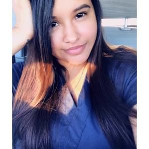 Meet your Posher, Selena